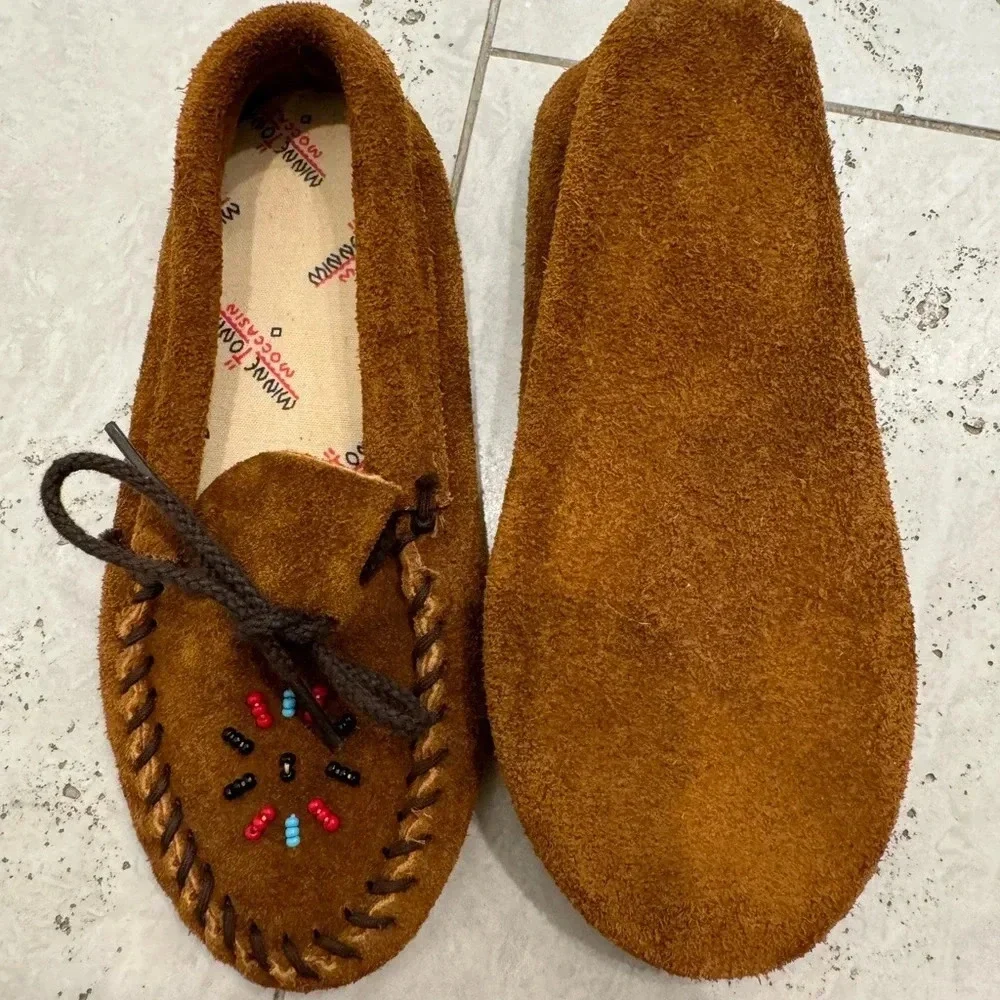 Minnetonka Children’s Moccasin Beaded Leather Suede Slipper
